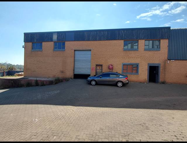 186M² WAREHOUSE TO LET IN CLAYVILLE